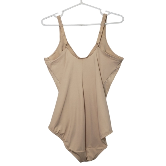 Bali Passion for Comfort Minimizer Body Shaper 40C Nude Beige Shapewear - Picture 3 of 10